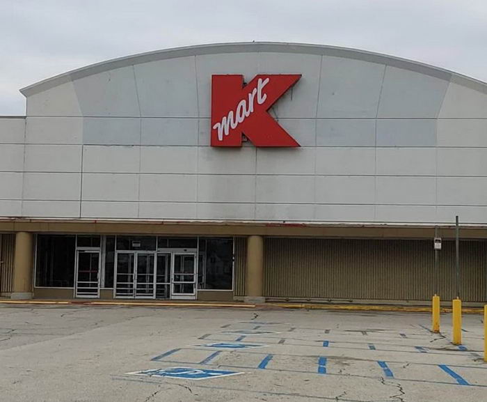M&M Plaza (M & M Plaza) - Street View Of Old K-Mart